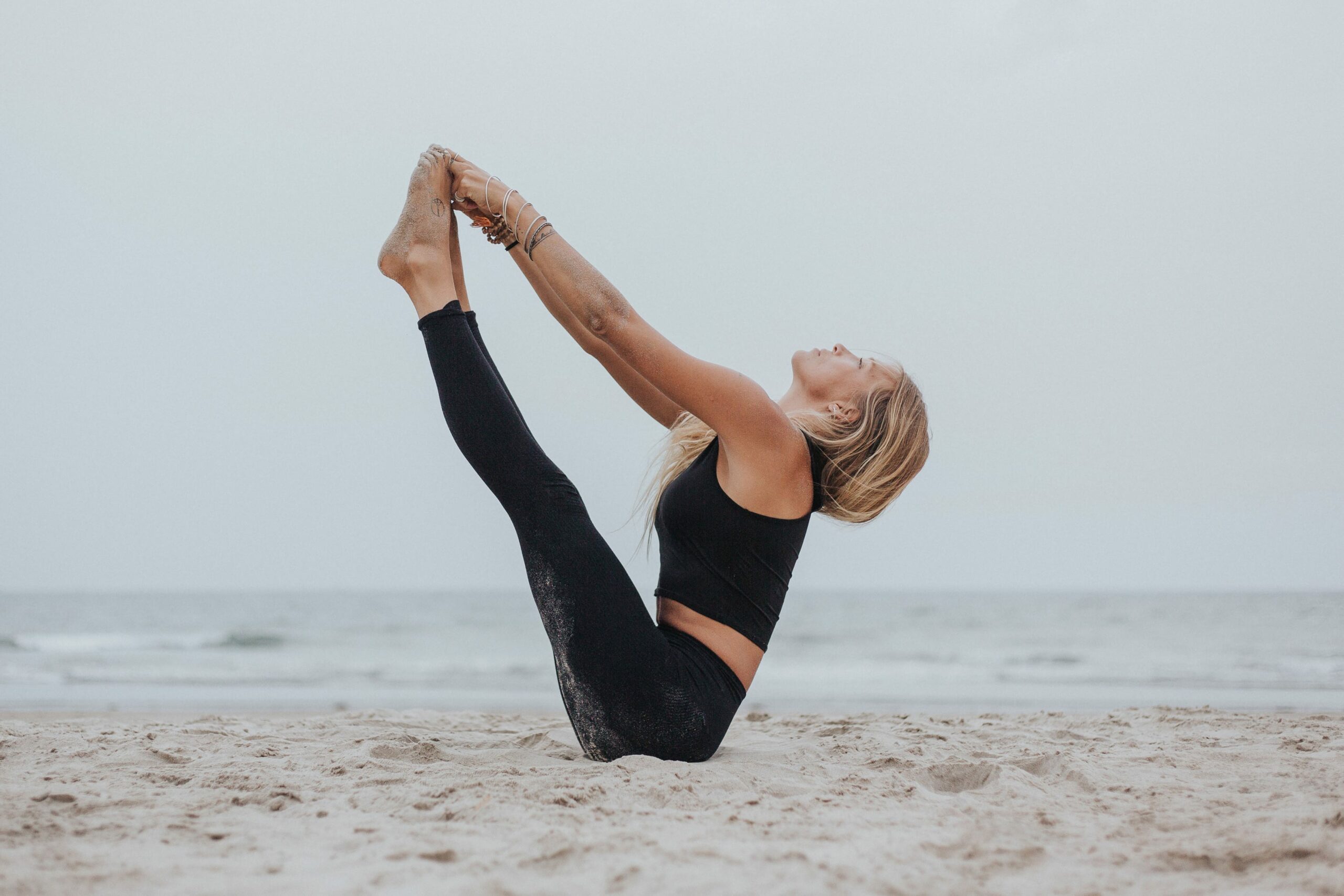 ¿Qué es yoga? Tipos de yoga, Posturas, Beneficios y más…