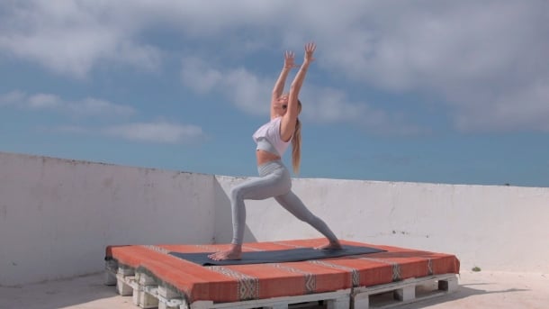 Guerrero I virabhadrasana I-small