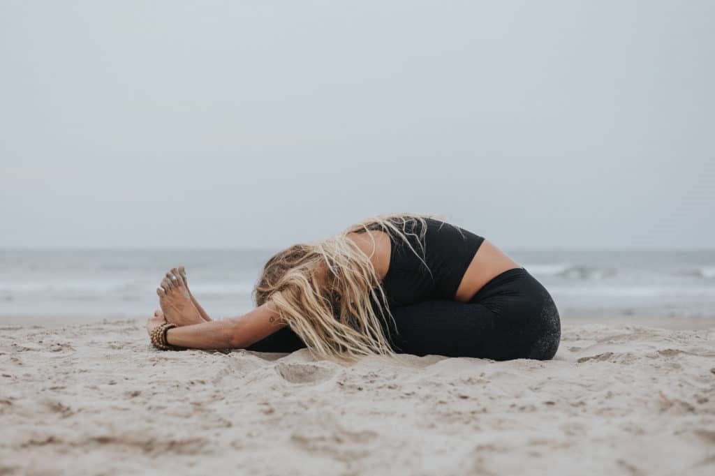 Paschimottanasana: la pinza sentada paso a paso