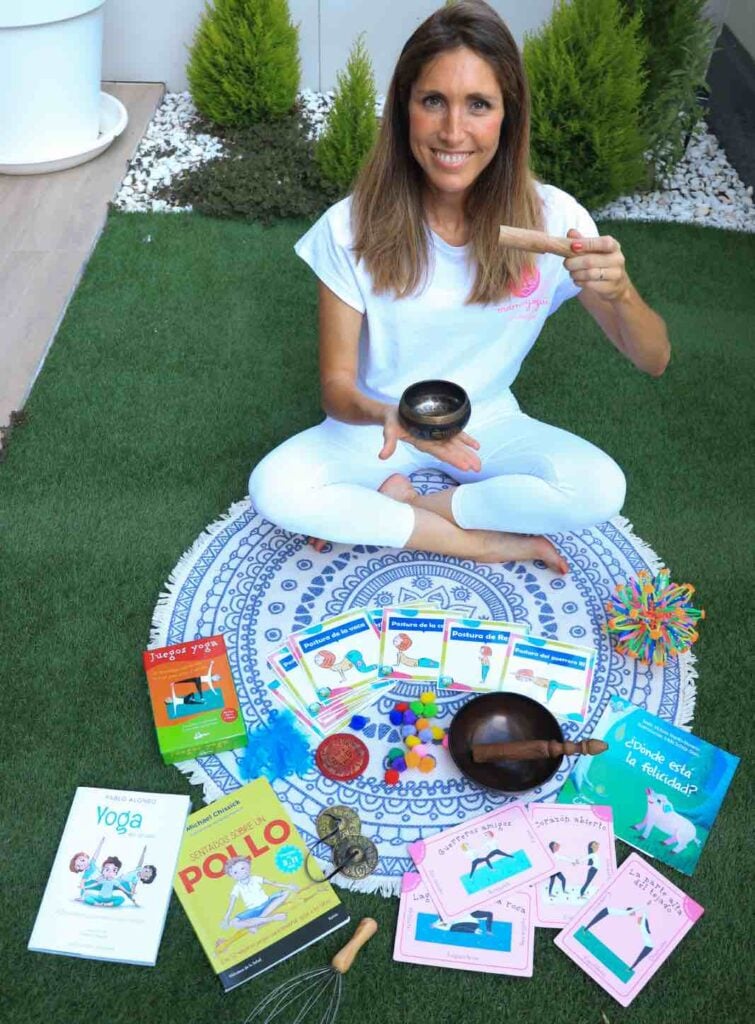 materiales para practicar yoga en familia