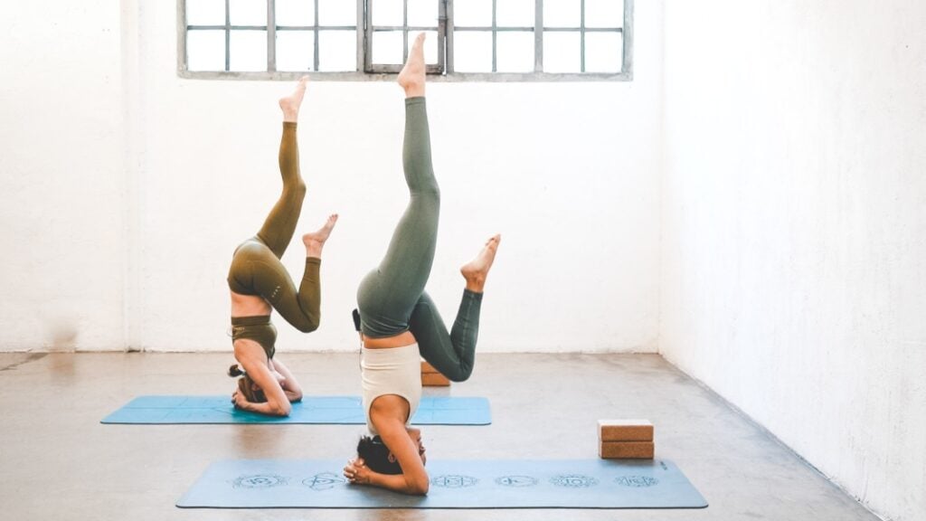 asanas de yoga para los abdominales