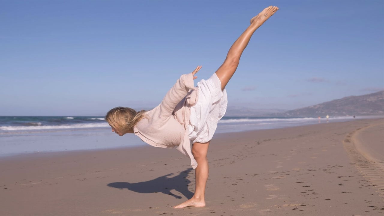 Urdhva prasarita ekapadasana - Standing split - Pie arriba extendido