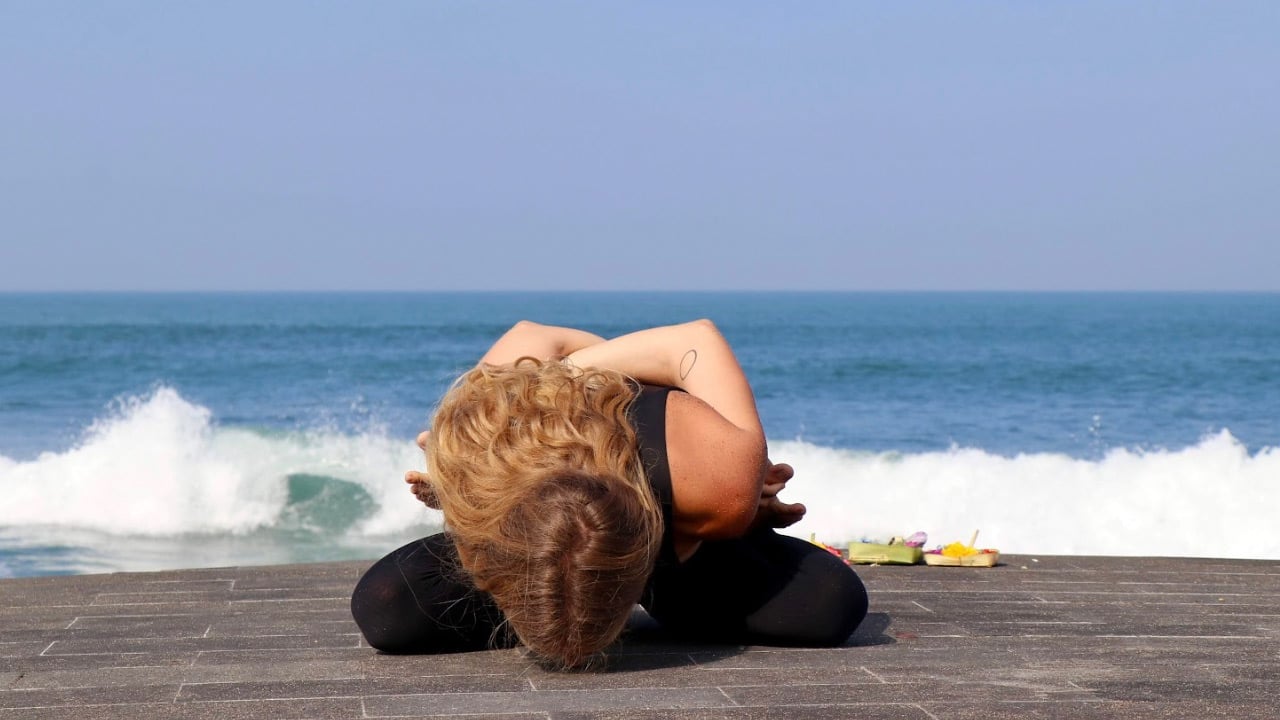 Yoga mudrasana